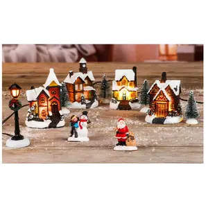 Spetebo Ville de Noël à led - 5 led blanc chaud - 4 maisons, lanterne,... pas cher