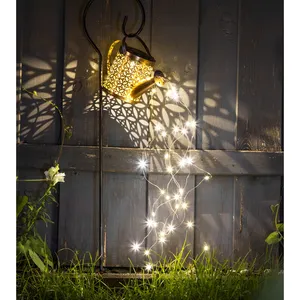 Arrosoir solaire à led avec piquet de terre - 21 x 16 cm - éclairage décoratif de jardin 40 led en blanc chaudVendu paramazon