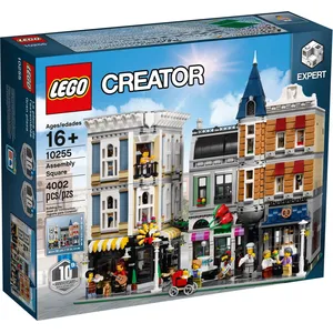 LEGO® Creator Expert Assembly Square / Vie urbaine - 10255 NOUVEAU  Pi... pas cher