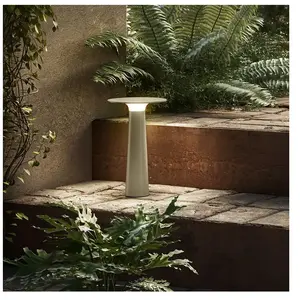 IP44.de Lix Lampe de table sans fil, LED, 93933-TG, pas cher