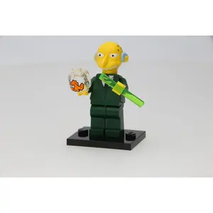 LEGO Les Simpson : M. Burns pas cher