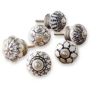LOBERON Lot de 6 boutons pour commode Giéville, blanc/noir (7cm) pas cher
