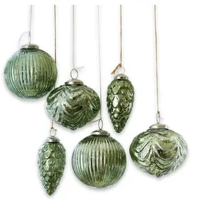 Loberon Lot de 6 décorations de Noël Silverhill, vert vieilli (10cm) pas cher