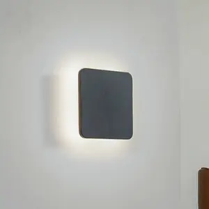Applique murale LED Lucande Elrik, noir, hauteur 22 cm, métal pas cher