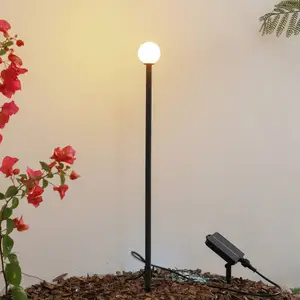 Comparateur de prix : Lindby lampe solaire LED Freydis, noir, aluminium, 2.000 K