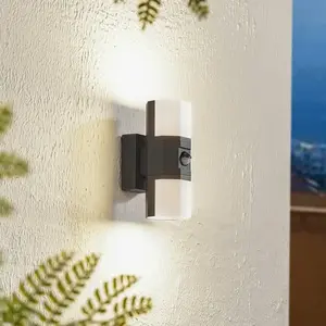 Comparateur de prix : Lindby, applique d'extérieur LED Alaric, aluminium, anthracite, détecteur de