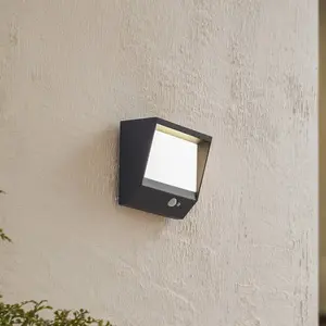 Comparateur de prix : Lucande Applique solaire LED Dava, 14 cm de haut, aluminium, capteur