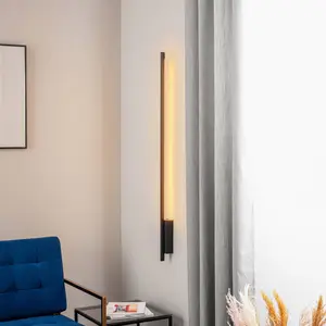 Quitani Talon applique LED, noir mat anodiséVendu parluminaire