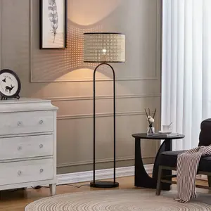 Comparateur de prix : Lindby Lampadaire 'Yaelle' en bois pour salon & salle à manger - bois clair