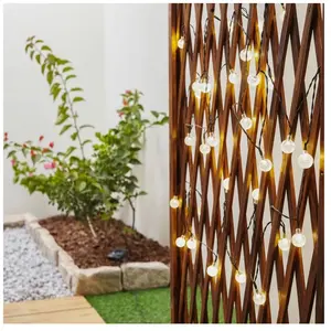 Lindby Guirlande lumineuse LED Mionel, boules, 30-flg., 635cm pas cher