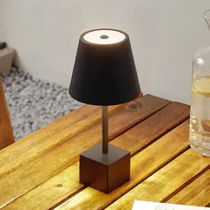 Comparateur de prix : Lindby lampe de table LED rechargeable Janea CUBE, noir, métal