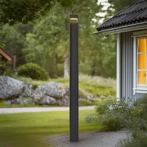 Comparateur de prix : Lucande Borne lumineuse LED Tavion, gris foncé, aluminium, hauteur 230...