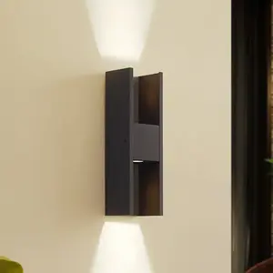 Comparateur de prix : Applique d'extérieur LED Lucande Lavrin, noir/gris, aluminium