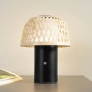 Comparateur de prix : Lindby Lampe à poser LED rechargeable Nifelia, bambou, CCT, intensité