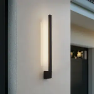 Comparateur de prix : Lindby, applique d'extérieur LED Neano, 60 cm, noir, métal