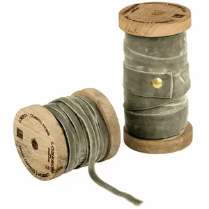 Comparateur de prix : LOBERON Lot de 2 bobines de ruban en velours Liandis, vert olive (9cm)