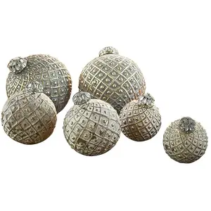 LOBERON Lot de 6 décorations de Noël Lucero, gris vieilli/doré vieilli (14cm) pas cher