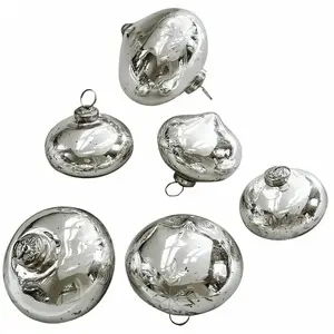 Comparateur de prix : Loberon Lot de 6 boules de Noël Isaulie, argenté (9cm)