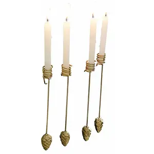 Comparateur de prix : LOBERON Lot de 4 bougeoirs Norélie, or (2 x 2 x 18cm)