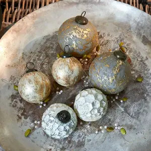 LOBERON Set de 6 boules de Noël Bellezia pas cher