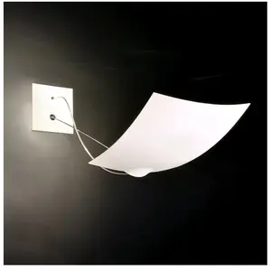 Ingo Maurer Applique LED polyvalente 18 x 18 pas cher