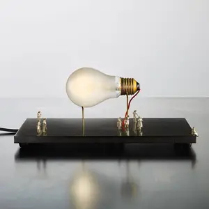 Comparateur de prix : Ingo Maurer I Ricchi Poveri Monument for a Bulb