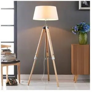 Lindby - Lampadaire Trepied 'Katie' en bois pour salon & salle à manger