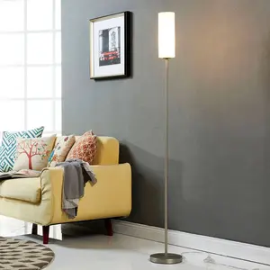 Lindby lampadaire Vinsta, hauteur 153 cm, blanc, verre, métalVendu parluminaire