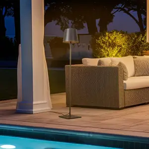 Lucande luminaire de terrasse Andrei, gris, hauteur 150cm, IP54, E27Vendu parluminaire