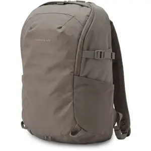 Kapten & Son - Are Daypack Light - Sac à dos Taupe - 13 L pas cher