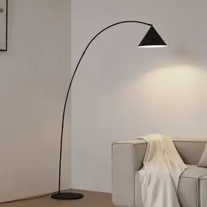 Lindby lampadaire arqué Triangolo, noir, hauteur 195 cm, métal E27Vendu parluminaire