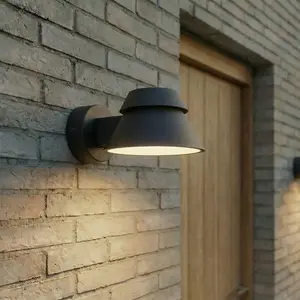 Applique d'extérieur LED Lucande Moena, noire, en métal, IP44