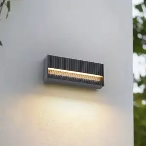 Comparateur de prix : Applique d'extérieur LED Lucande Tavion, 25 cm, anthracite, IP65