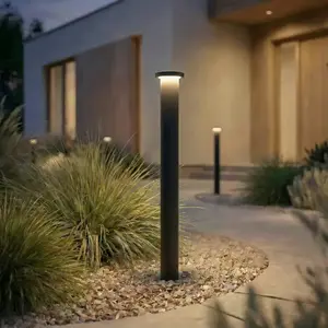 Bornes lumineuses LED Lindby Cirel, hauteur 65 cm, noir, IP65