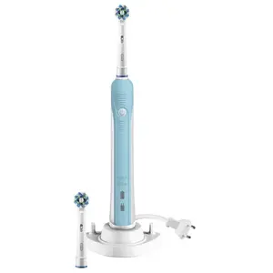 Oral-B Brosse à dents électrique Oral B PRO 770 CrossAction Bleu et Blanc pas cher