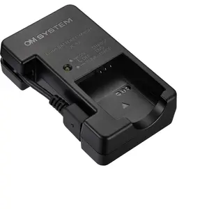 Olympus Chargeur de batterie - OM SYSTEM - UC-92 - Lithium-Ion - Compatible LI-90B/LI-92B - Charge USB/AC pas cher