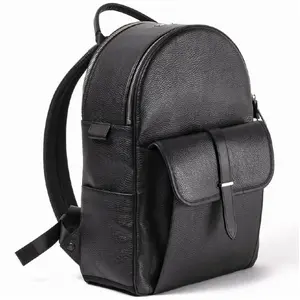 Artisan & Artist Premium Leather Backpack Tokyo pas cher