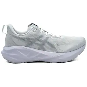 Chaussures ASICS Novablast 5 blanches - 48 pas cher