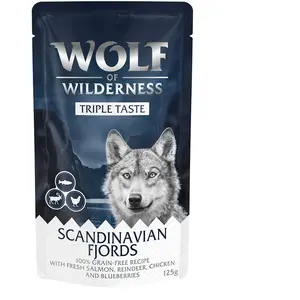 Wolf of Wilderness "Triple Taste" 12 x 125 g pour chien Scandinavian F... pas cher