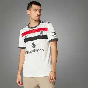 Adidas T-shirt à Manches Courtes Manchester United 24/25 3 Stripes pas cher