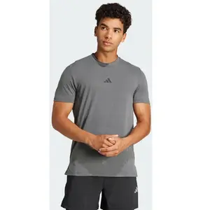 Comparateur de prix : adidas T-shirt d'entraînement Designed for Training gris XS