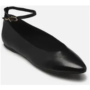 Comparateur de prix : 22161-45 par Tamaris Noir 38 Femme