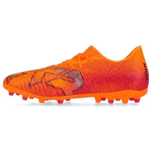 Puma Chaussures De Football Future 8 Match Low Mg pas cher