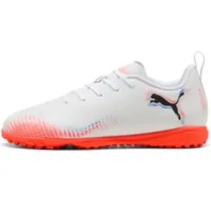Puma Chaussures de football FUTURE 8 PLAY TT Enfant et Adolescent 38 pas cher
