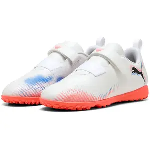 Puma Chaussures de football FUTURE 8 PLAY TT Enfant et Adolescent 35 pas cher