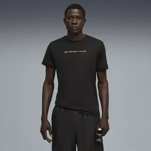 Puma Run Club Graphic Tee Maillot De Course Hommes - Noir, Taille S pas cher
