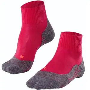 Falke - Women's Falke TK5 Short - Chaussettes de randonnée taille 35-36, rouge pas cher