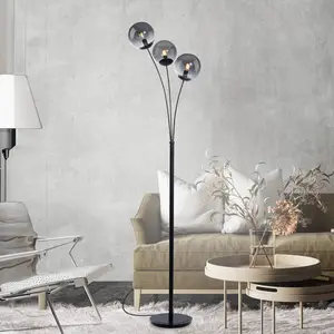 Comparateur de prix : JUST LIGHT. Lampe sur pied Big Widow avec trois abat-jour en verre