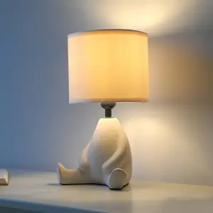 JUST LIGHT. Lampe à poser Ted, céramique, assis, beige sable pas cher