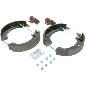 Comparateur de prix : BOSCH Kit de freins à tambours pour RENAULT: Trafic (Ref: 0 204 114 03...